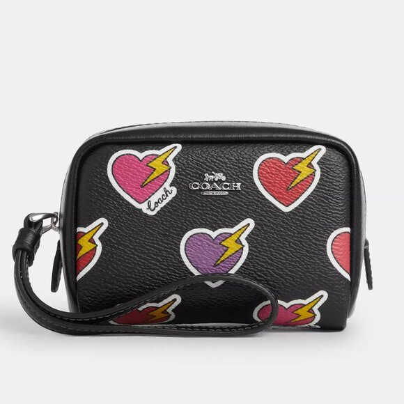 🥰 Coach Pouch Wristlet With Heart Bolt Print - Picture 1 of 9